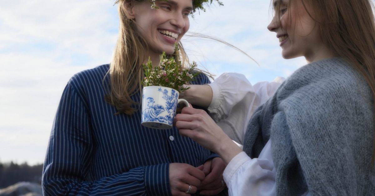 Moomins Day mug cover 2048x1072 1240x650